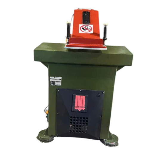 MÁY DẬP THỦY LỰC CŨ ĐẦU BÚA