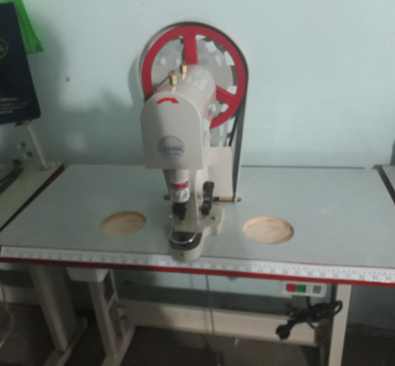 MÁY DẬP NÚT ĐỒNG TAKING 808