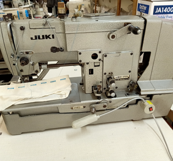 MÁY THÙA KHUY CŨ NHẬT BẢN JUKI LBH-771