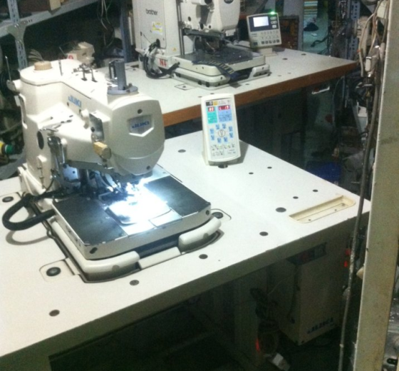 MÁY THÙA KHUY MẮT PHỤNG JUKI 3200S