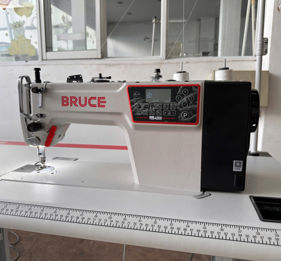 Máy may 1 kim điện tử Bruce R4000-B-DQ 