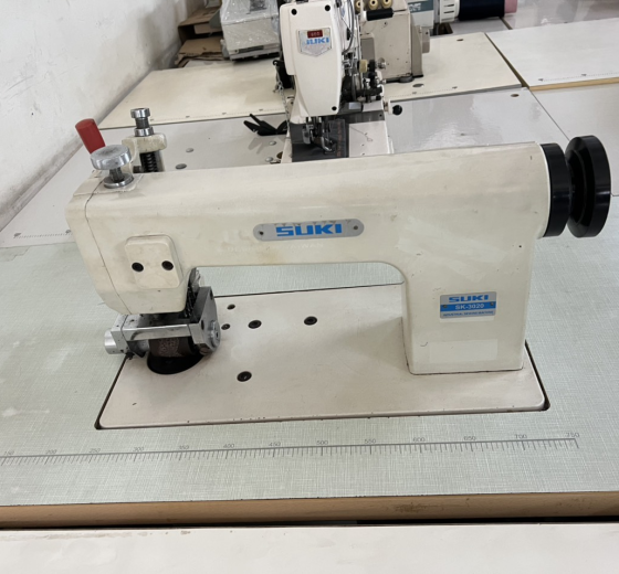 MÁY CÁN REN, MÁY DẬP BÔNG RÈM CỬA CŨ ZUKI 