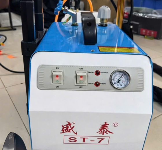 Nồi hơi bàn ủi đứng chuyên ủi rèm cửa ST-7