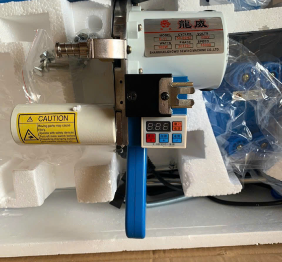 Máy cắt vải đầu bàn Longwei