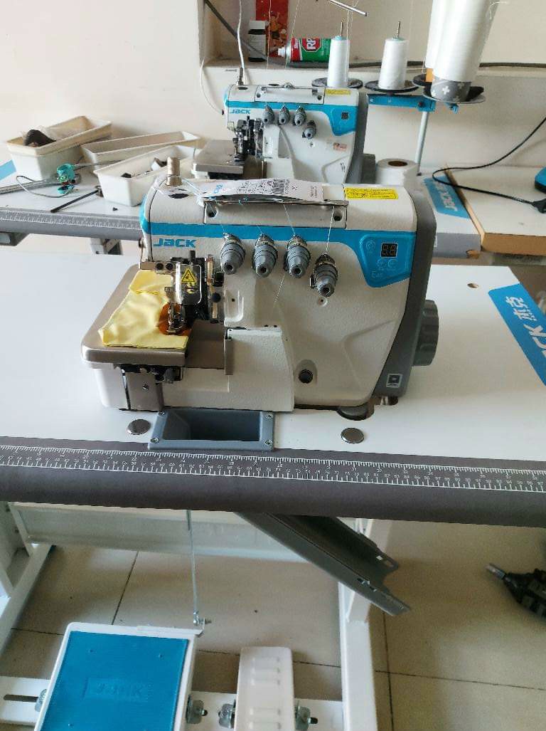 MÁY VẮT SỔ CŨ JACK E4S-4