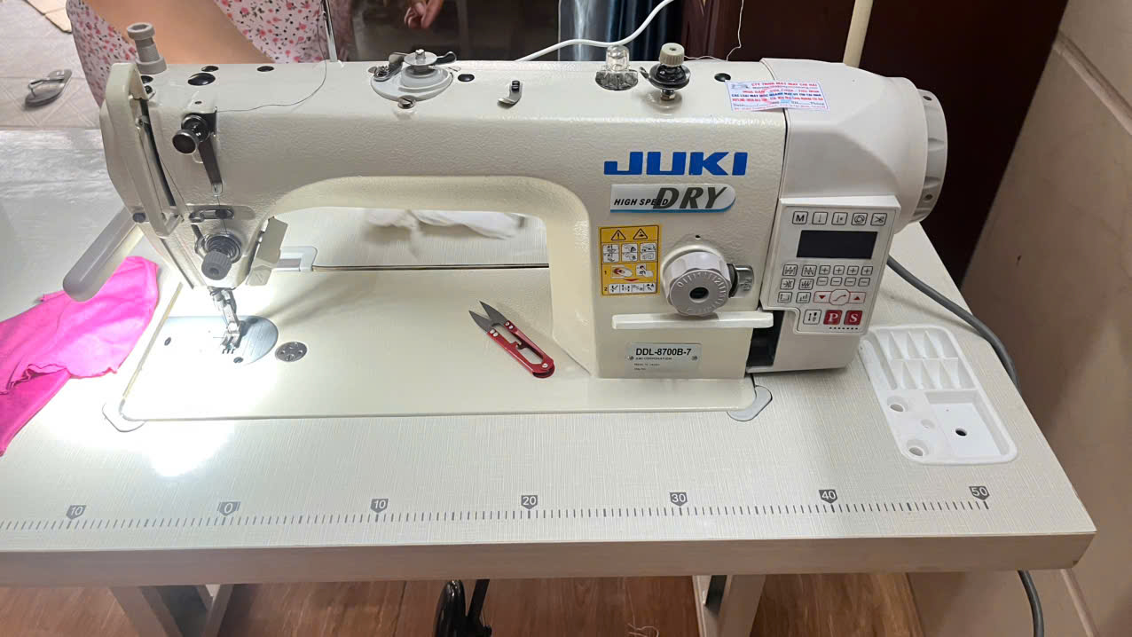 MÁY MAY 1 KIM ĐIỆN TỬ JUKI DDL-8700B-7