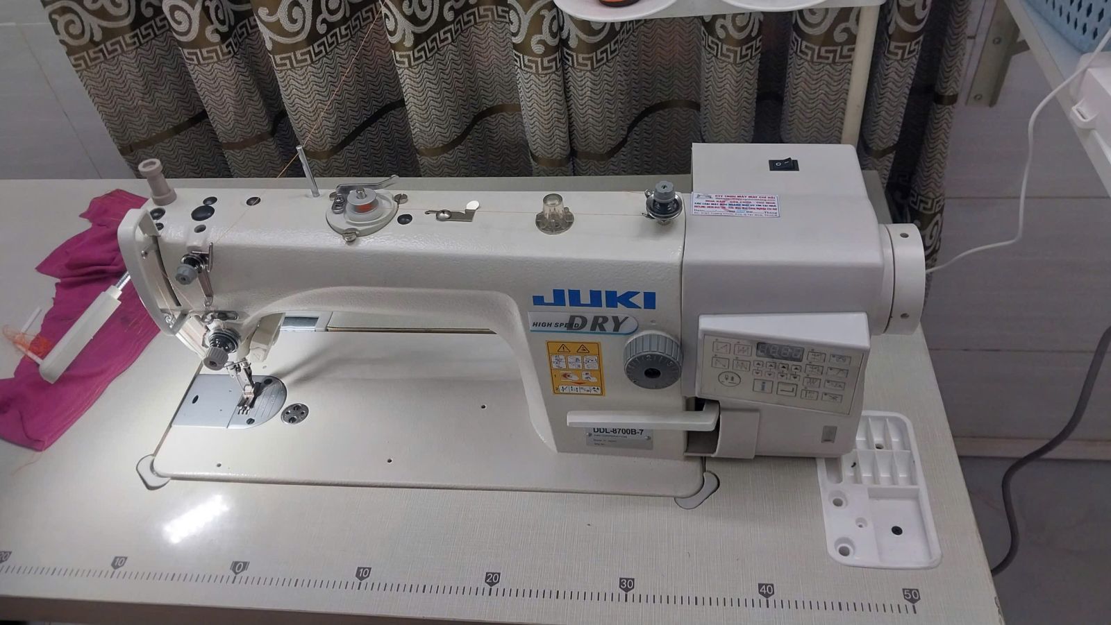 MÁY MAY 1  KIM ĐIỆN TỬ CŨ JUKI NHẬT BẢN DDL-8700B-7